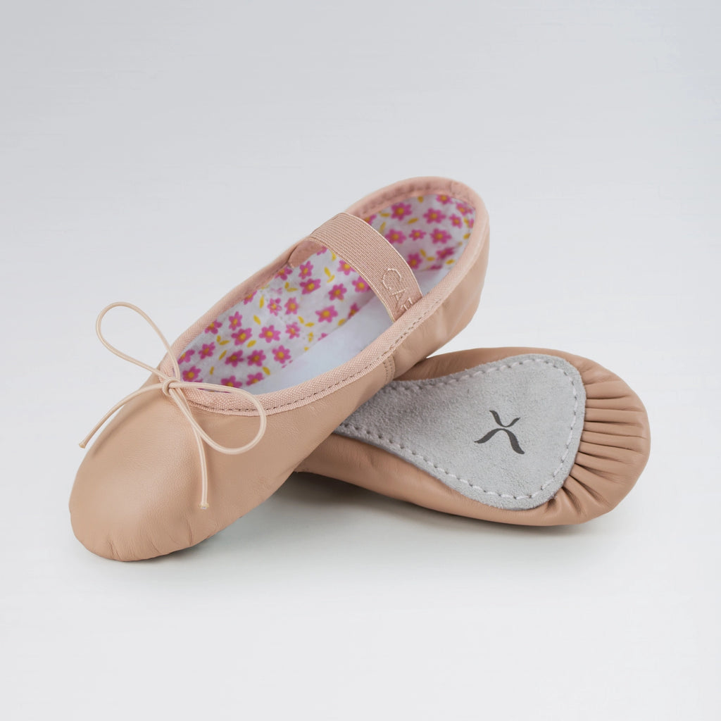 Capezio Daisy leather ballet shoes medium fit with full suede sole